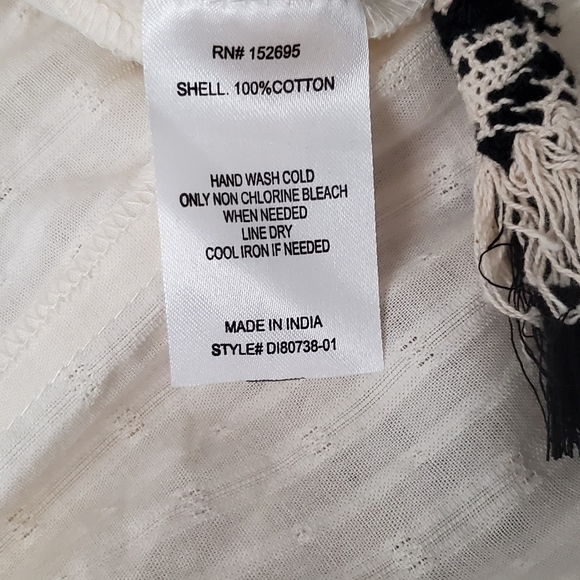 Q&A Cover up or Dress Size XS - Picture 6 of 6